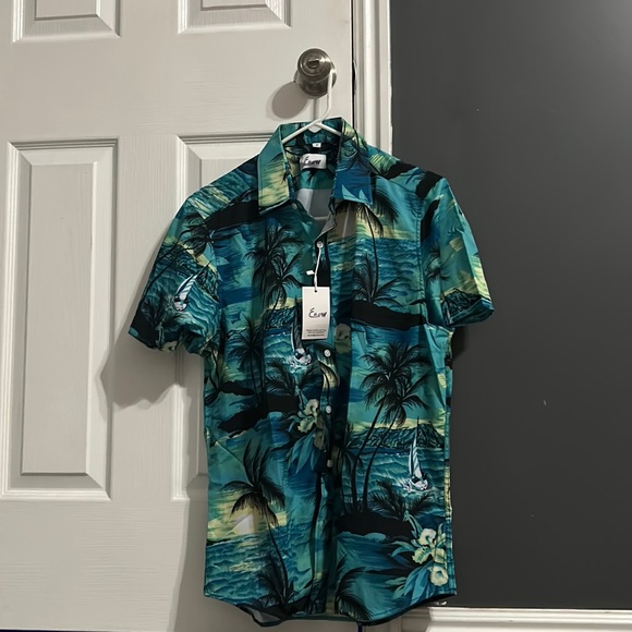 EUOW Men’s Casual Button Up shirt. - Picture 1 of 3